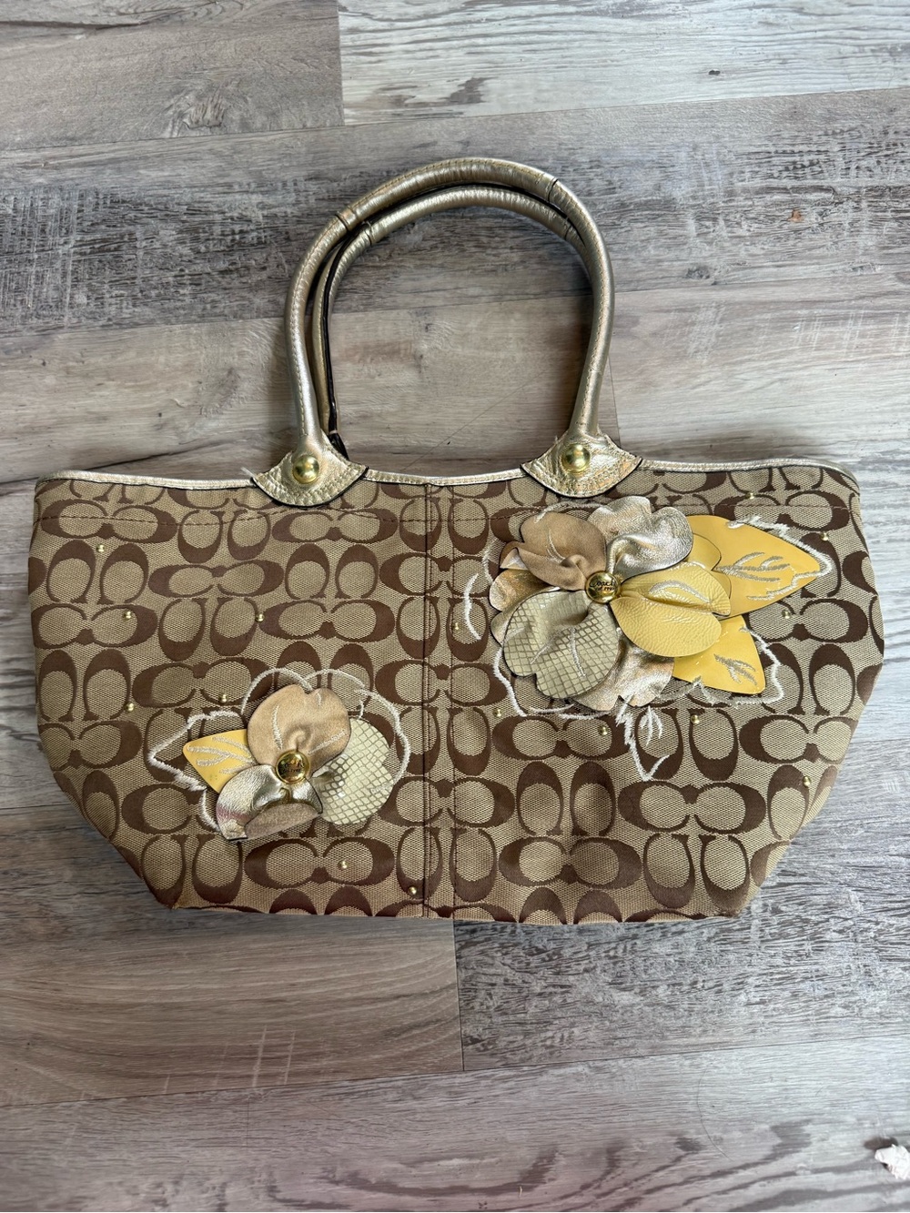 Coach Tan & Gold F16276 Signature Floral Applique Bleecker Satchel Bag
